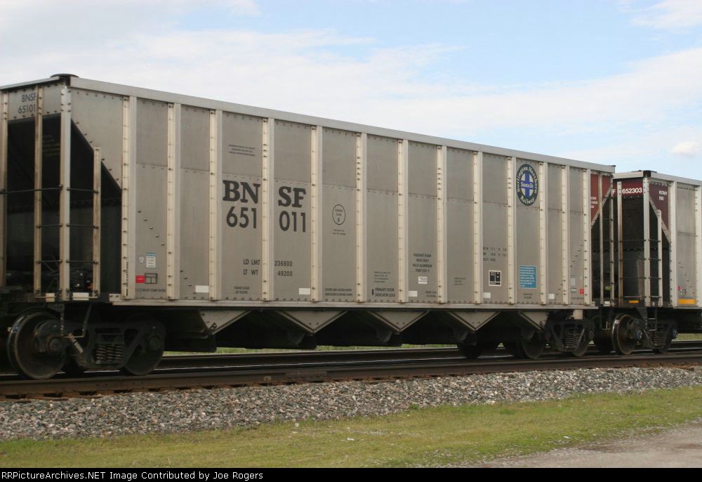 BNSF 651011