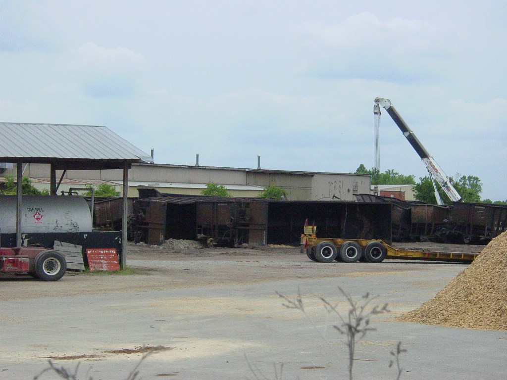 CSX U324's Derailed Cars