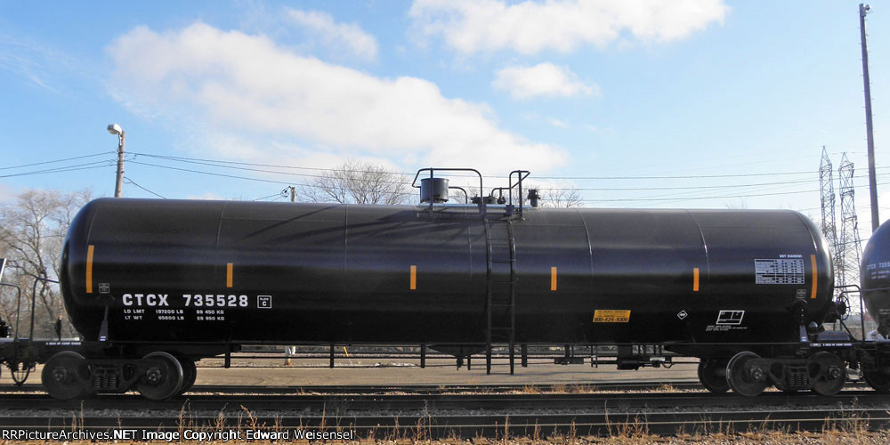 20 new ARi tankcars spotted