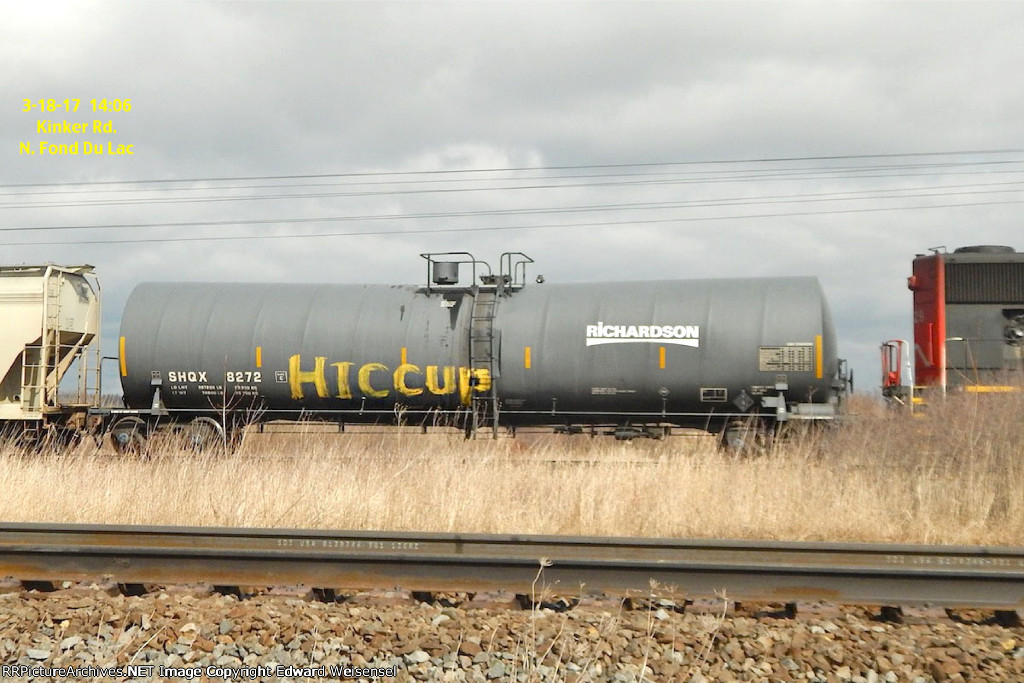 Richard's son has a hiccup ! Burp the baby