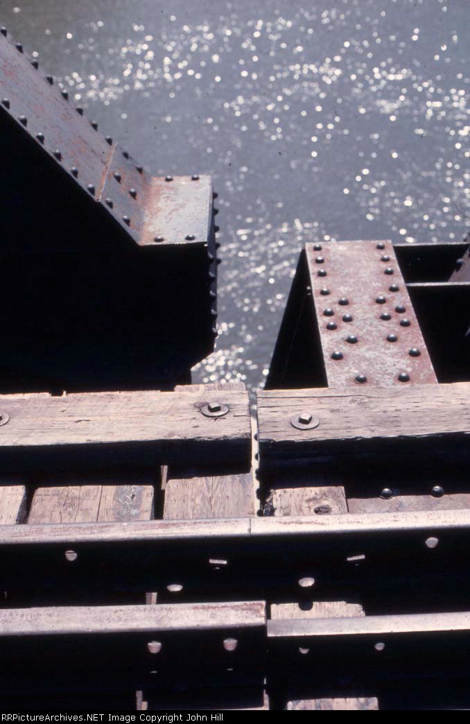 1044-14 MILW Chaska swing bridge across Minnesota River