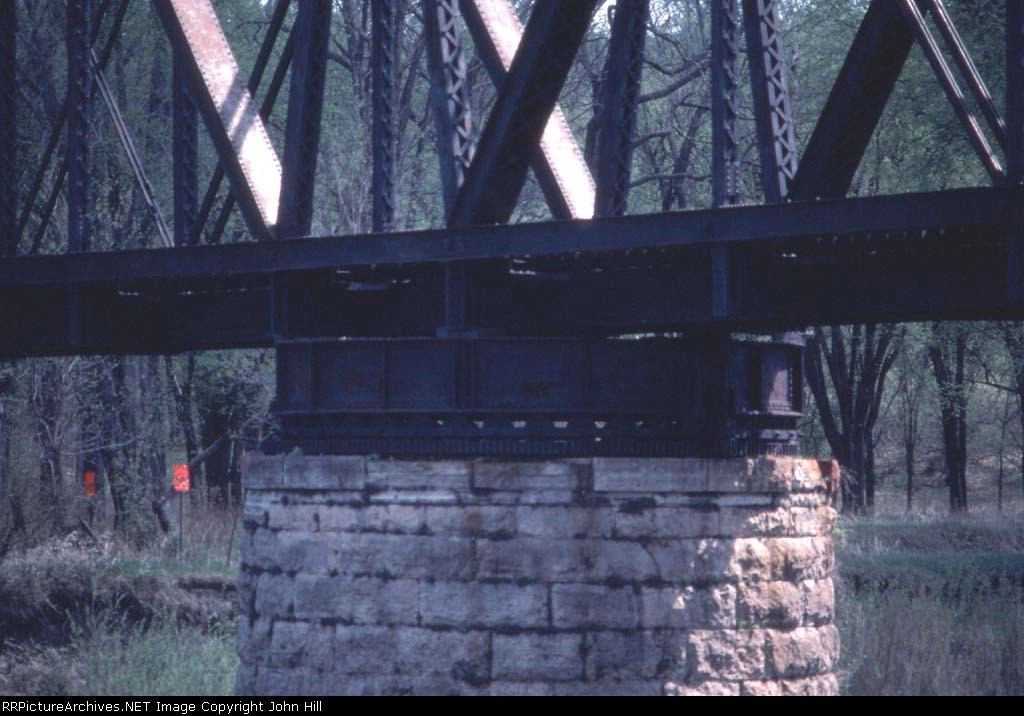 1044-20 MILW Chaska swing bridge across Minnesota River