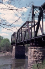 1045-05 MILW Chaska swing bridge across Minnesota River