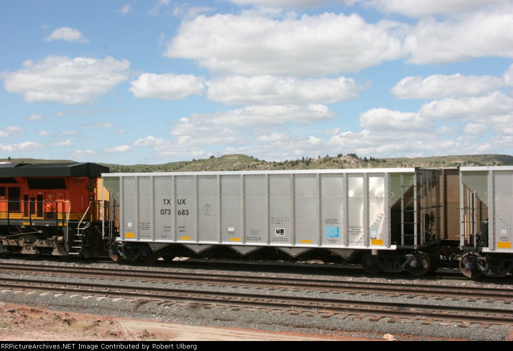TXUX 73683