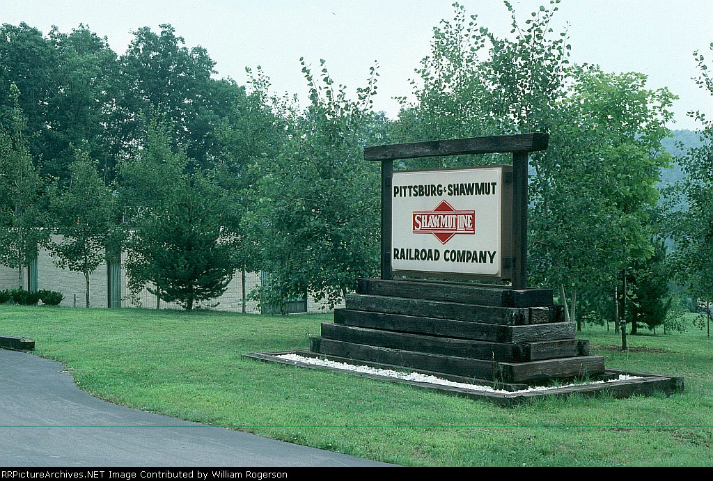 Pittsburgh & Shawmut Railroad (PS) Sign