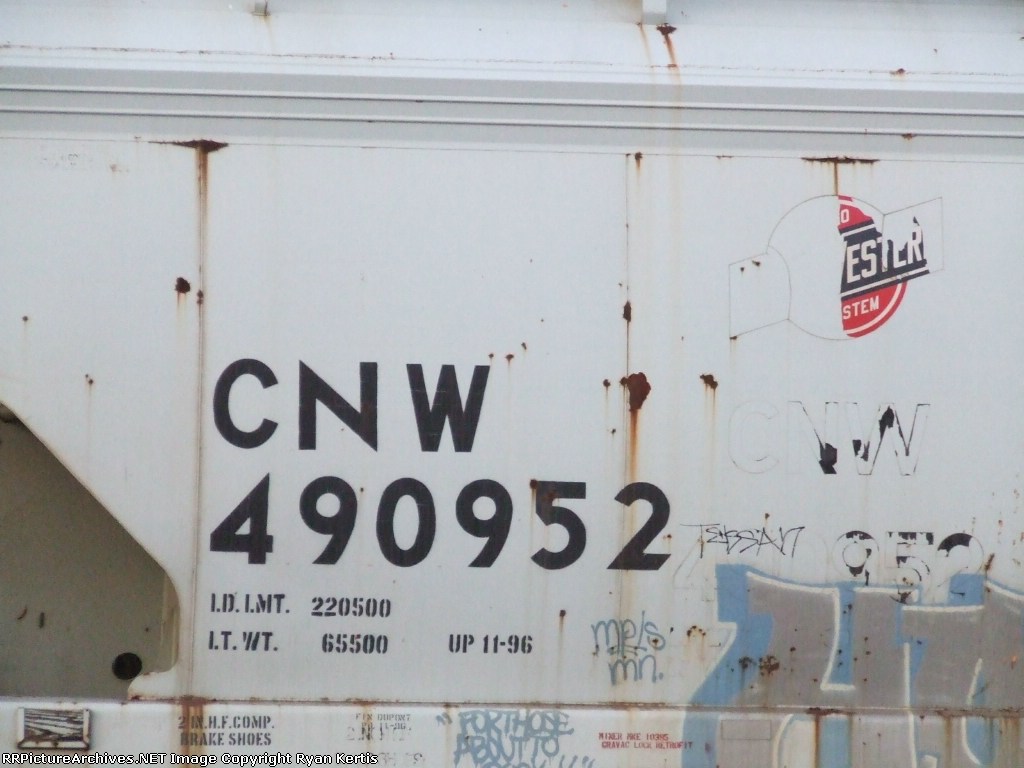 CNW 490952
