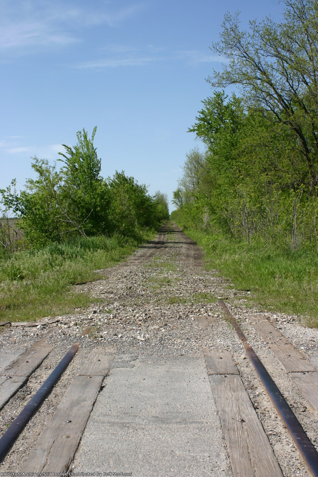 Looking North on highway M, heres whats left of the Ex Chillicothe - Brunswick Rail Authority