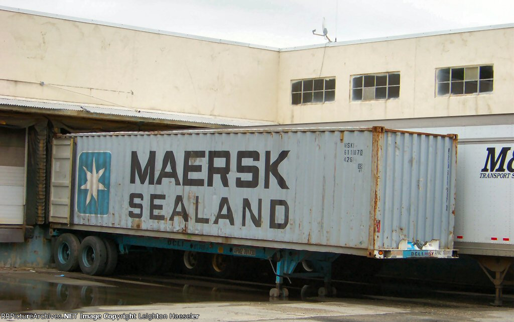 MSKU 611087 on APMZ 701730