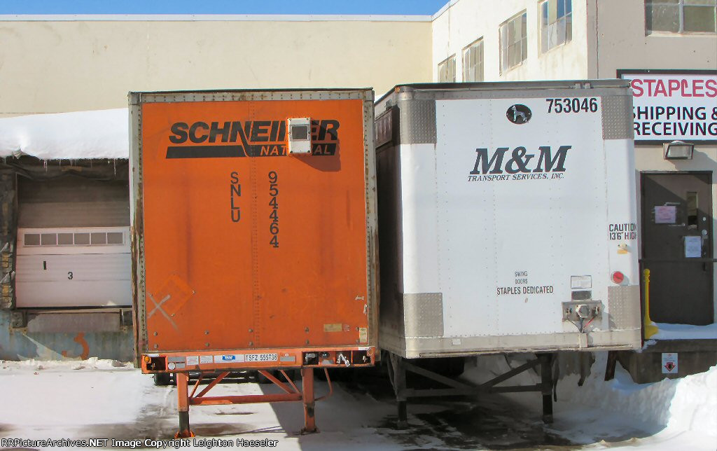 SNLU 954464 on TSFZ 555736