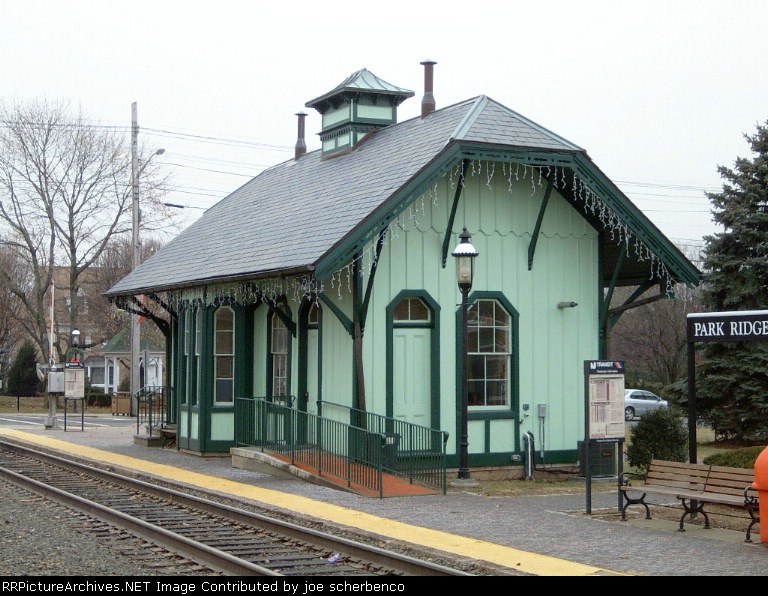 Erie station