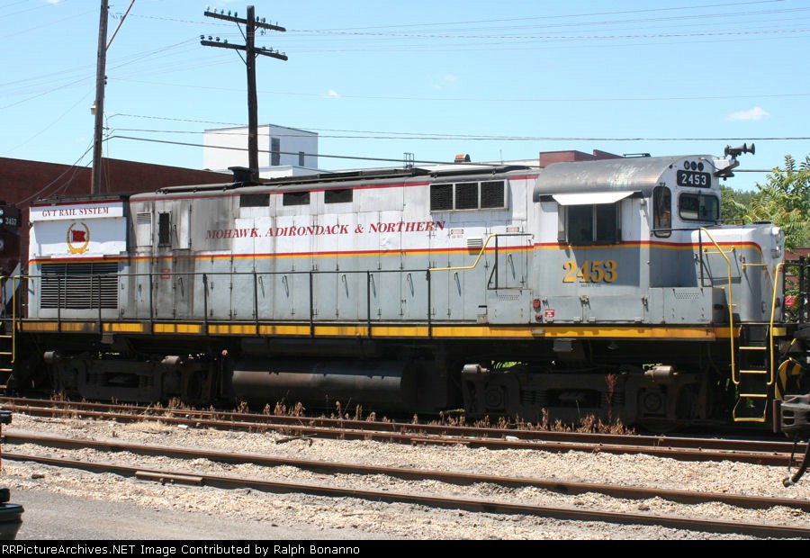 Showing signs of heavy use, C425 2453 sits in the sun 