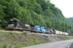 NS EB freight
