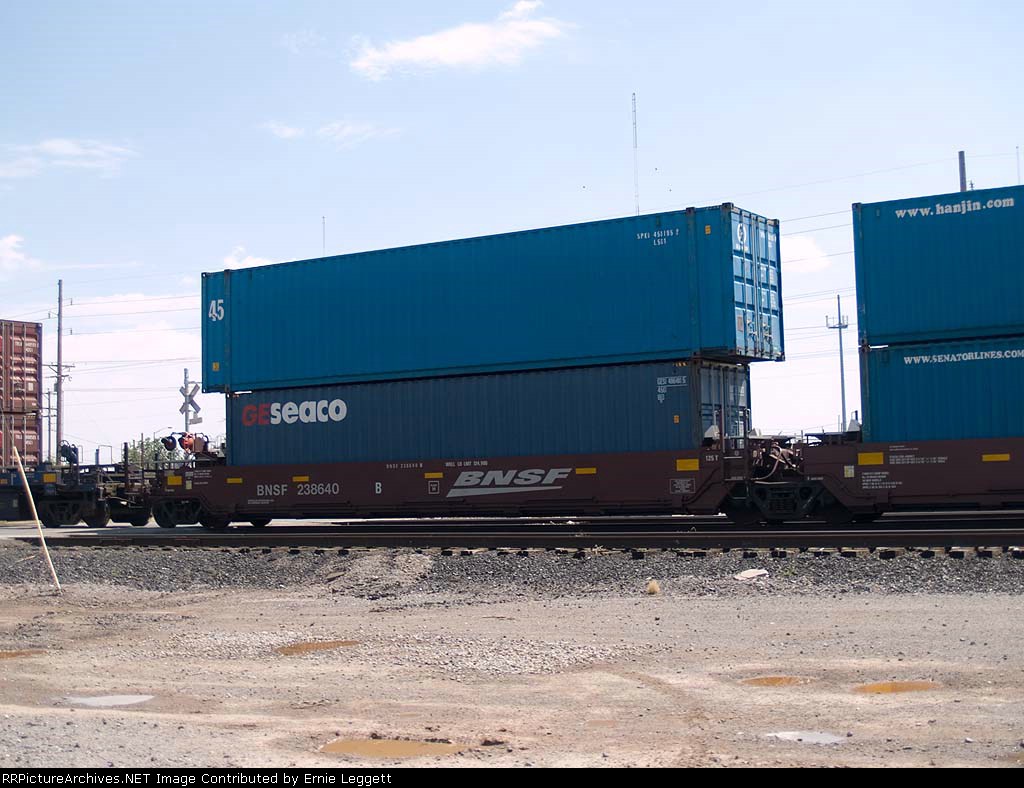BNSF 238640 in a WB doublestack at 3:18pm