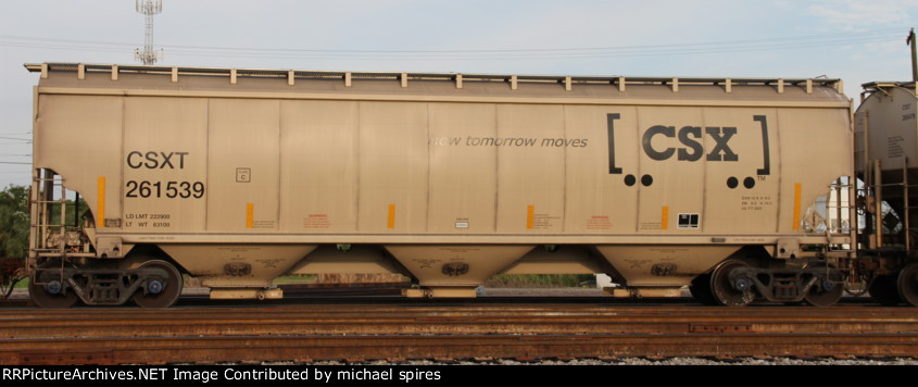 CSXT 261539