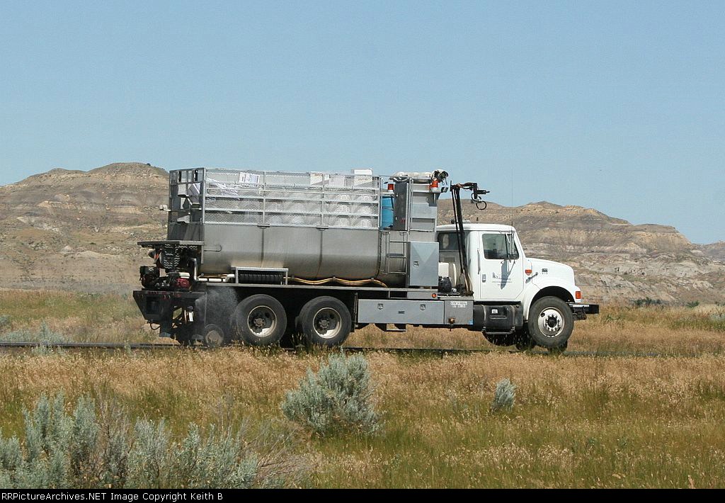 Contract weed sprayer
