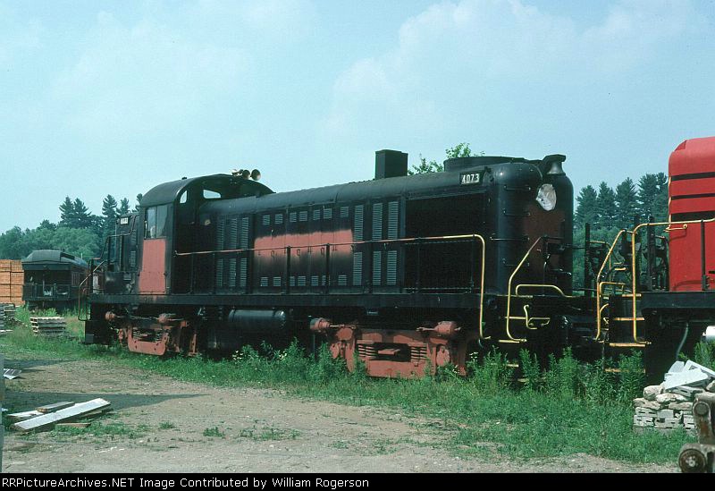 St. Johnsbury & Lamoille County Railroad Alco RS3 No. 4073