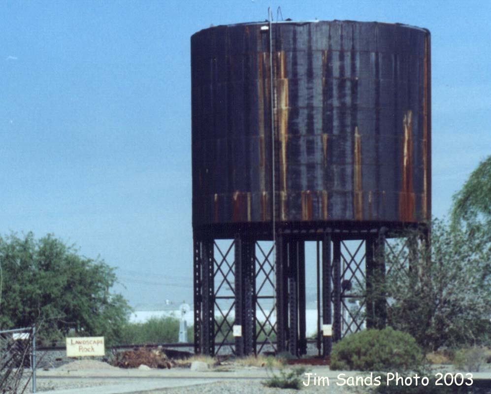 CB&Q Water Tower 2003