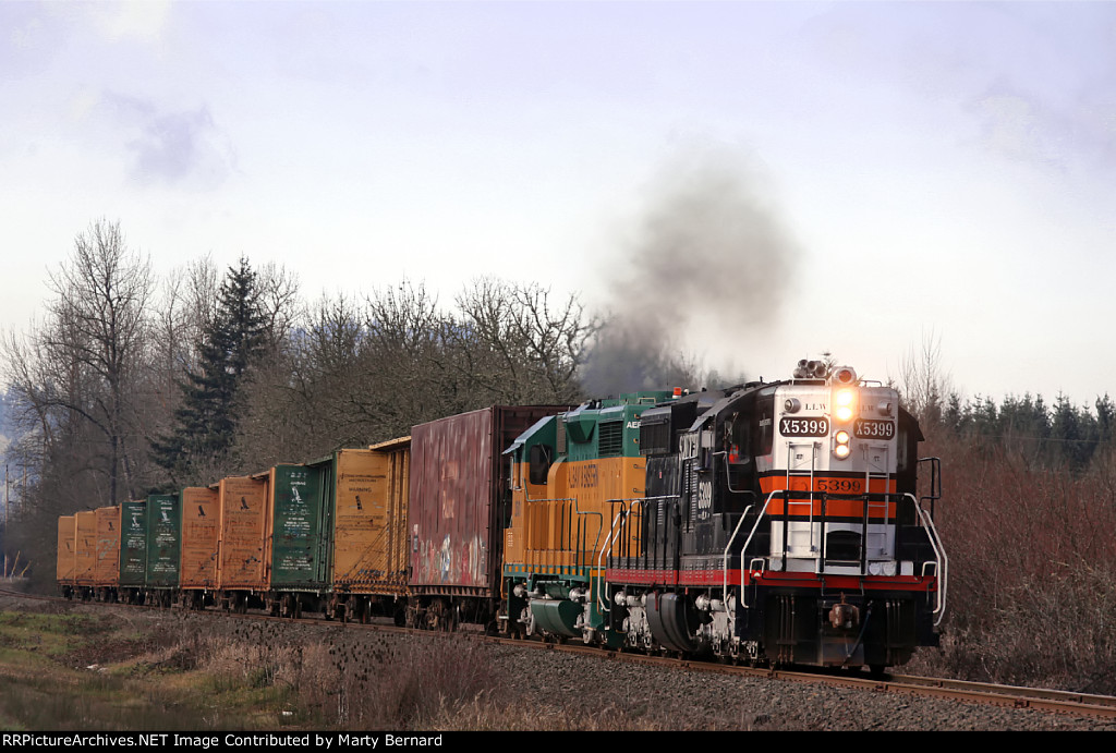 LLW 5399 and AERC 2501 Going Down the Sweet Home Branch