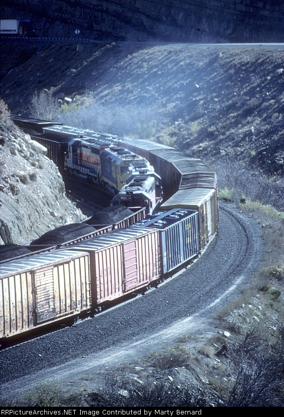 UTAH Mid-train Helpers 9012 and 9011 with ATSF 533 and UTAH 9007