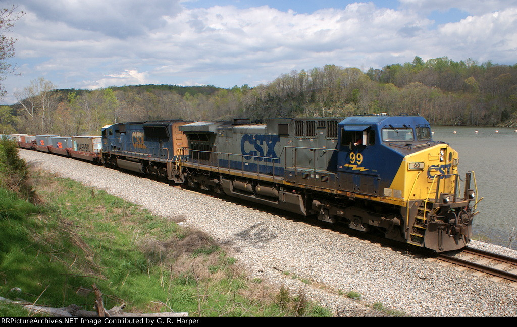 552 - The "Barbara Feldon" unit, 99, leads L13630 along the James River in early springtime