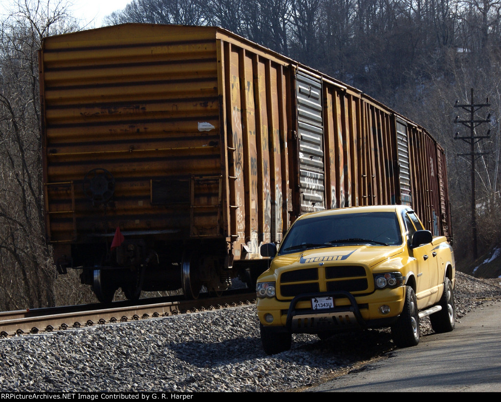 One of these days a daisy picker is going to get his vehicle smacked!