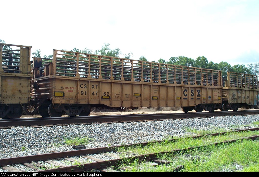 CSX 914752 tie gondola at West Point