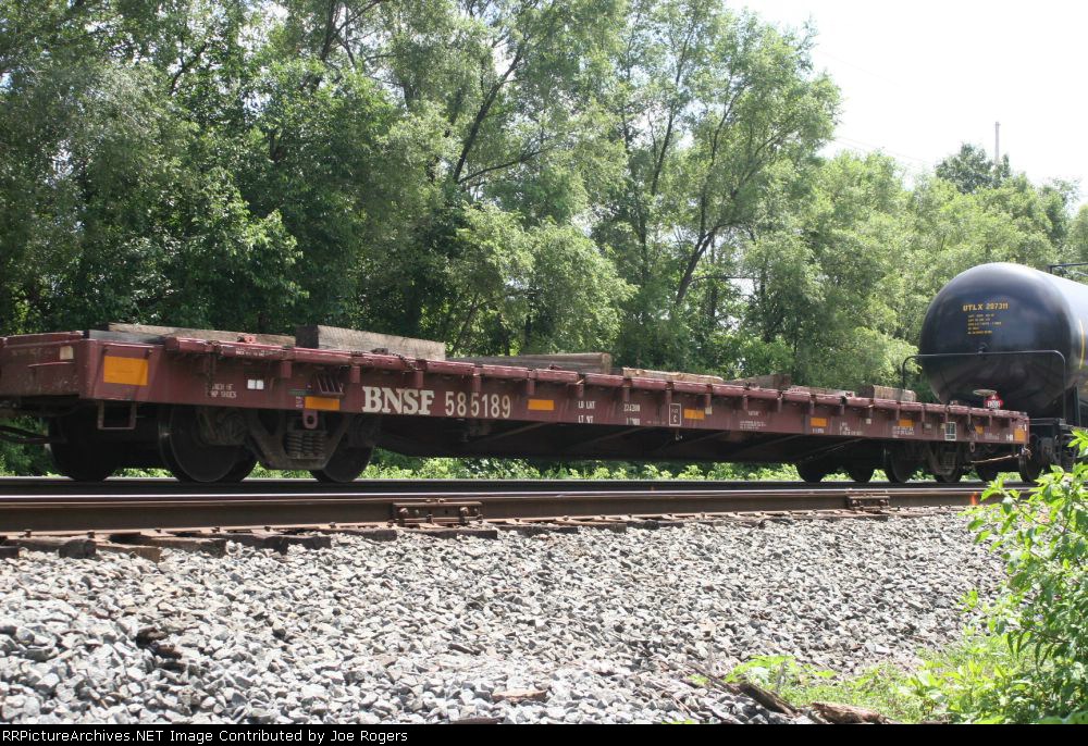 BNSF 585189