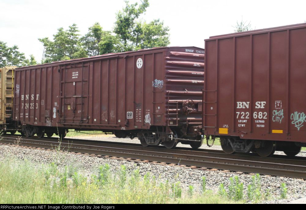 BNSF 724233