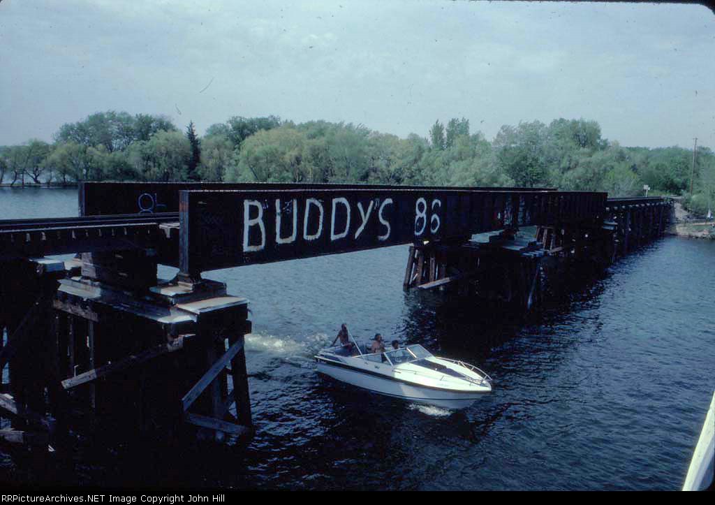 1337-11 Now-abandoned ex-GN "Hutch" line