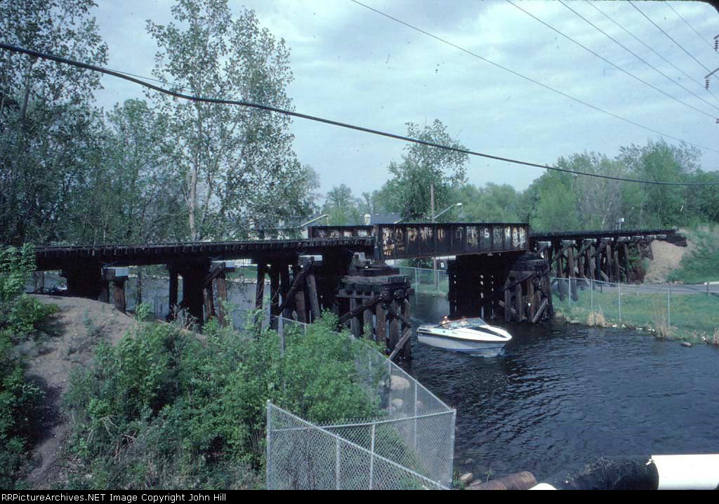 1338-01 Now-abandoned ex-GN "Hutch" line