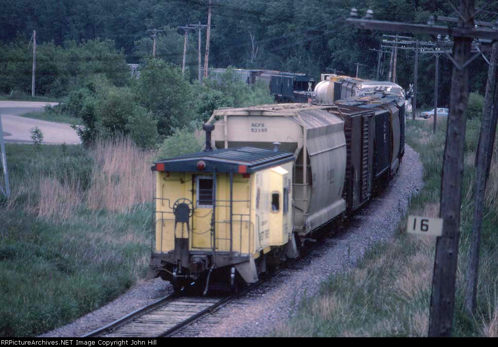 1345-02 Eastbound C&NW freight crossing under I-35W