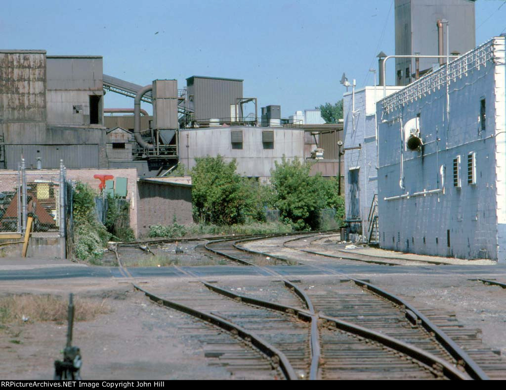 1378-22 SOO Line Industrial Trackage On "Columbia Heights Spurs"