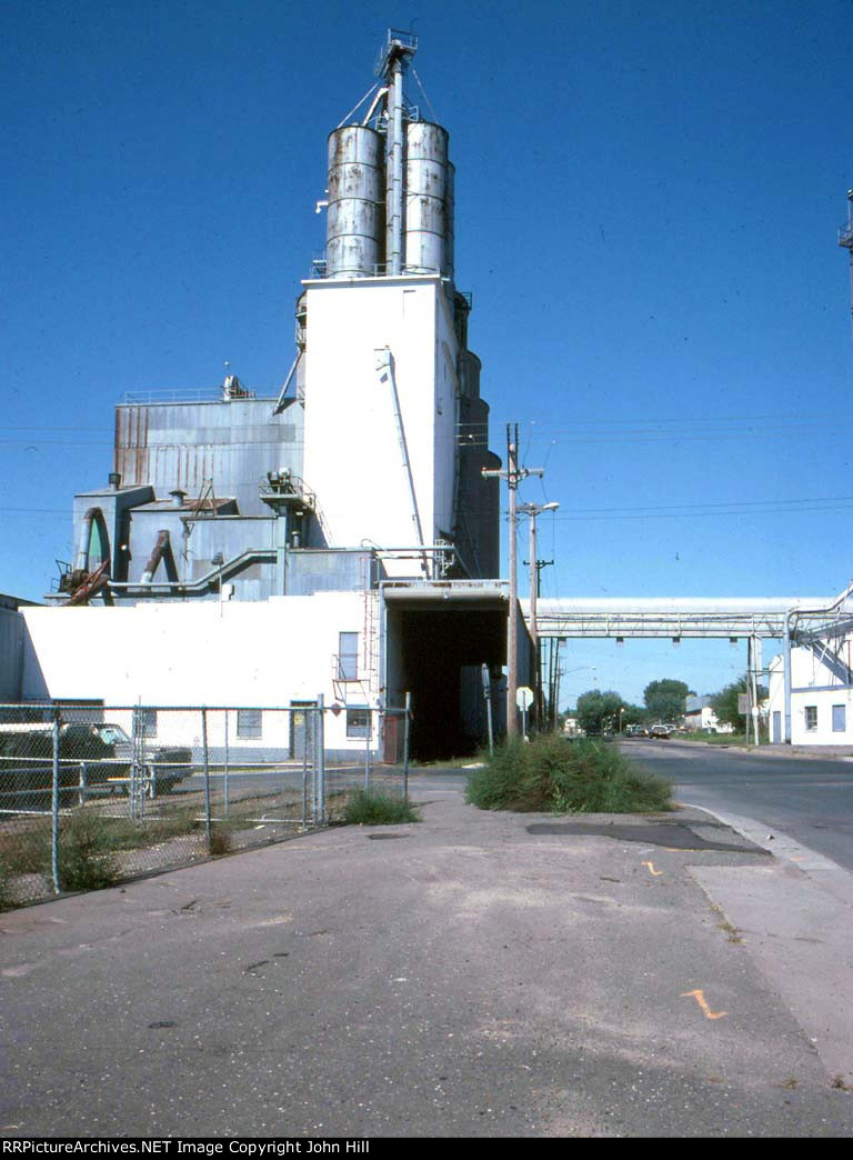 1379-03 SOO Line Industrial Trackage On "Columbia Heights Spurs"