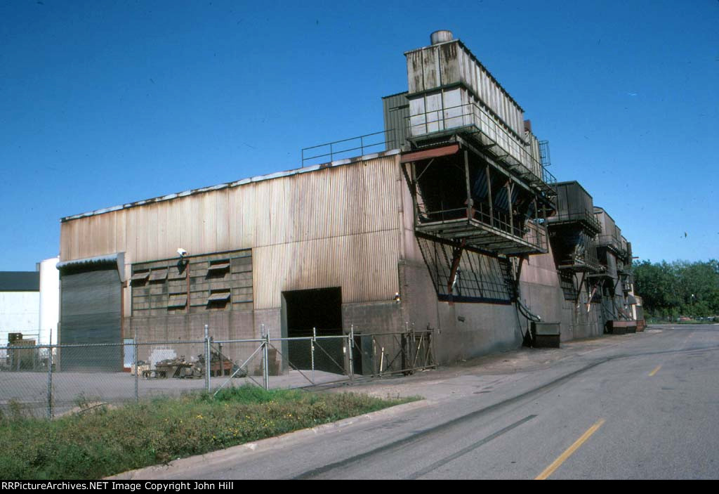 1379-15 SOO Line Industrial Trackage On "Columbia Heights Spurs"