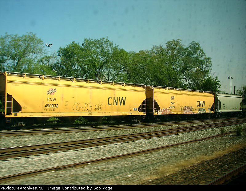 CNW 490932