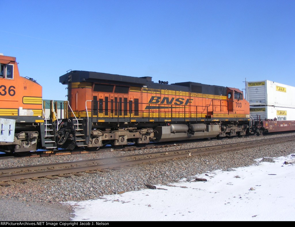 BNSF 703