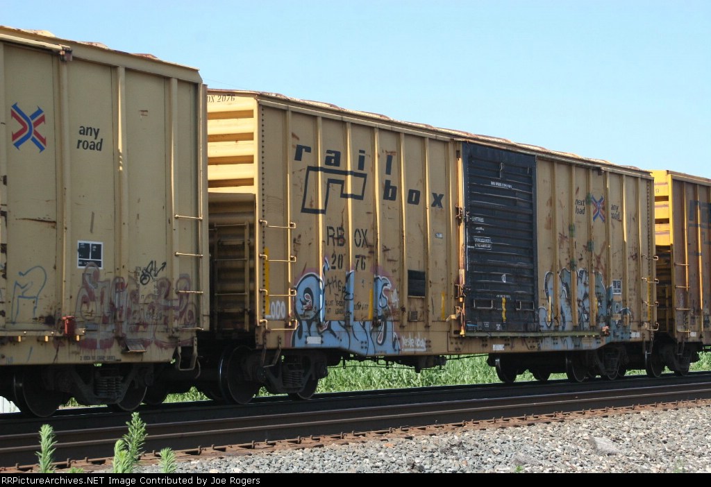 RBOX 2076