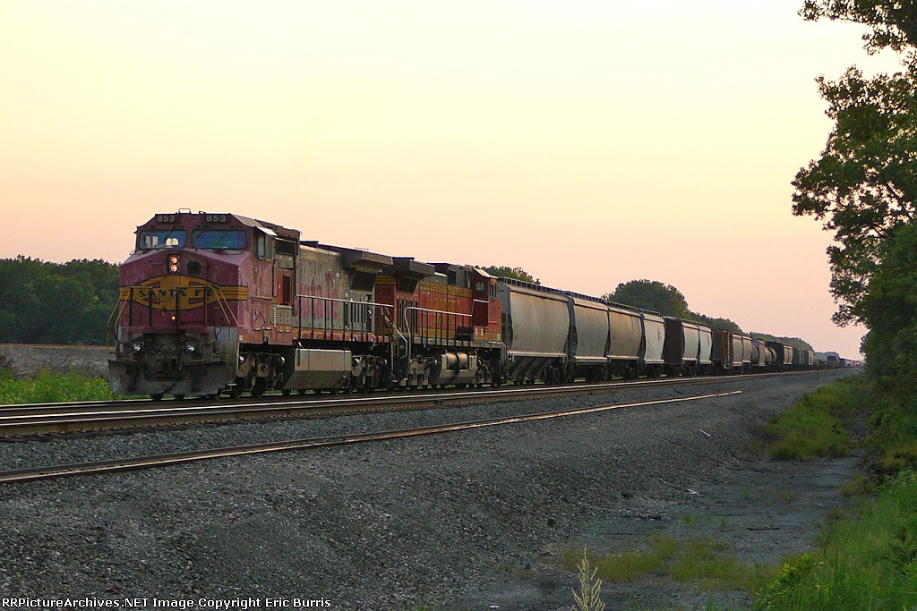 BNSF 853 east