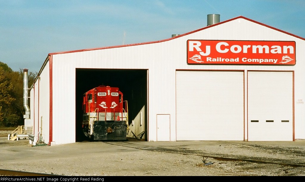 R J Corman 9006