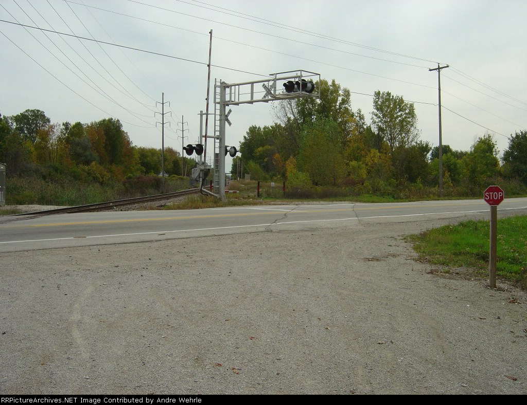 Mountain Bay Trail terminus looking east toward Lakeview Drive