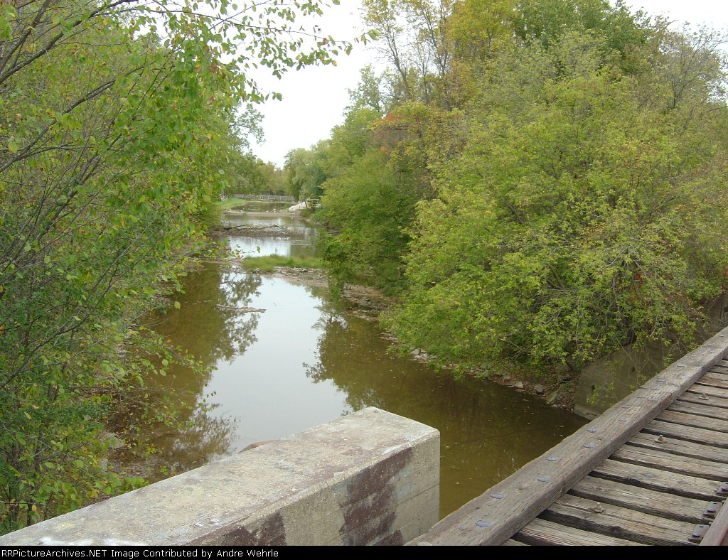 Looking north from Duck Creek bridge