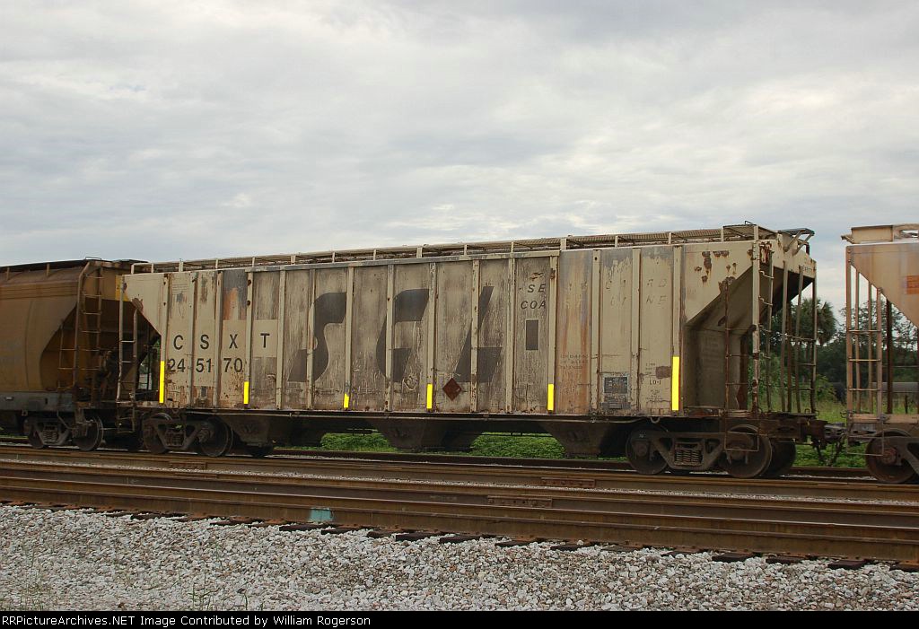 CSX Transportation (CSXT) EX Seaboard Coast Line, Covered Hopper No. 245170