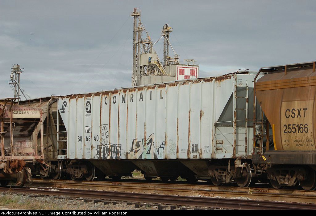 CSX Transportation (NYC), Ex Conrail, Covered Hopper No. 886840