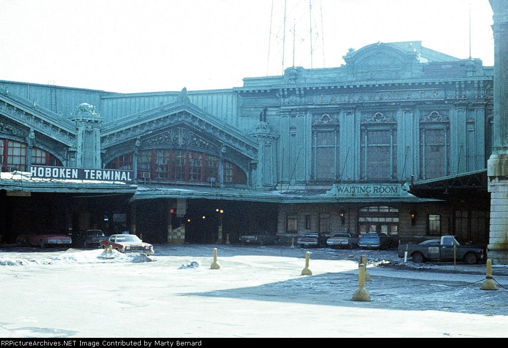 EL Hoboken Terminal Currently Undergong Renovation (early 2008)