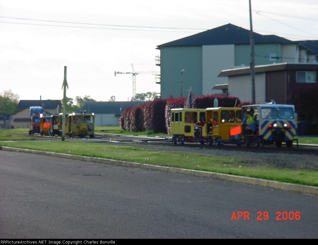 Speeder cars Departing