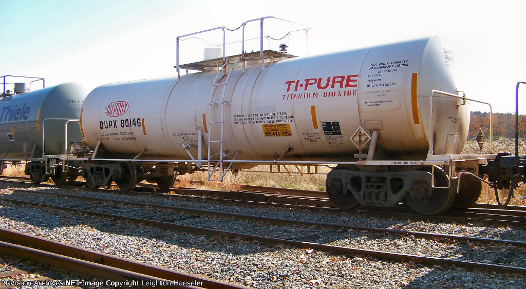 DUPX 80146 in Ti-Pure paint