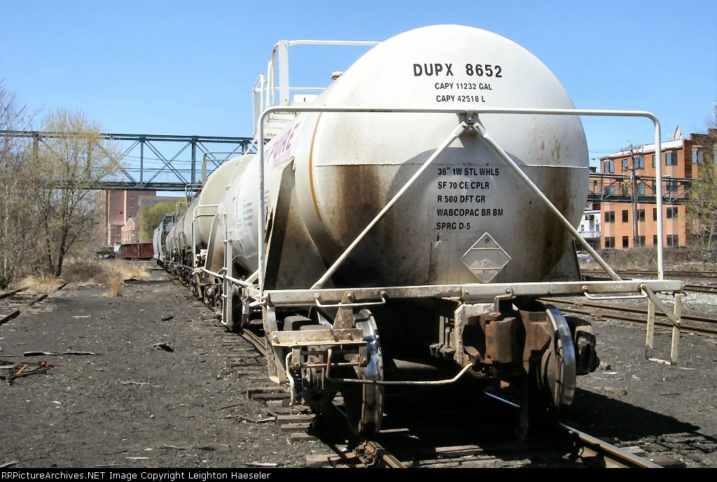 DUPX 8652 in Ti-Pure paint