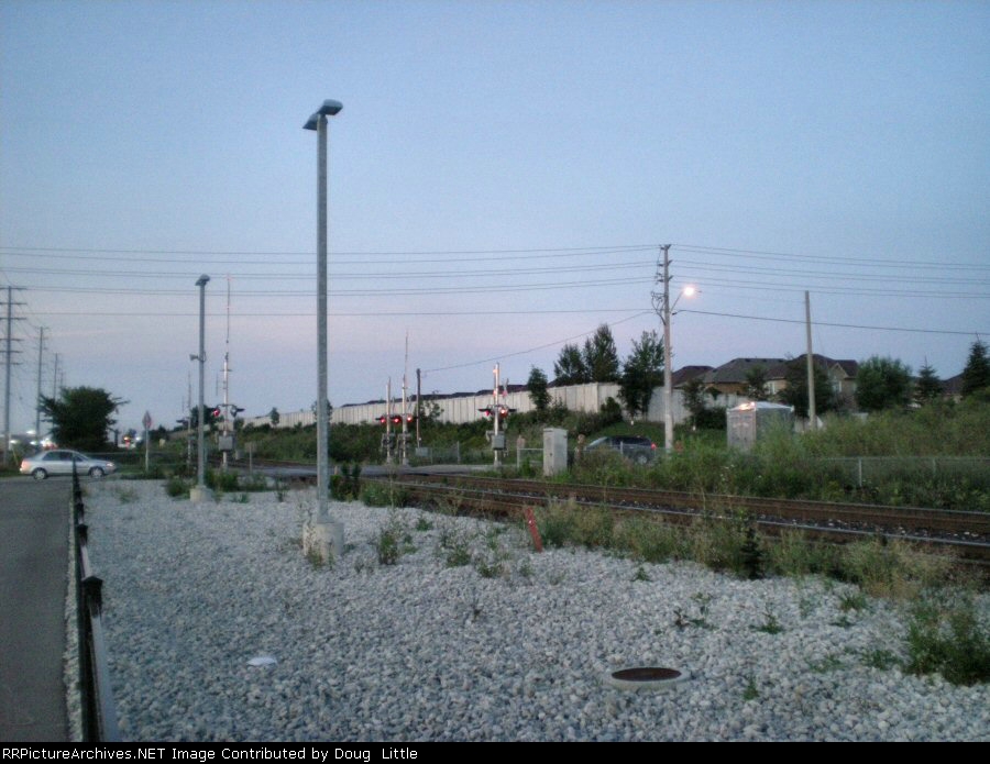 MP 25 Galt Sub - grade brossing signals activated