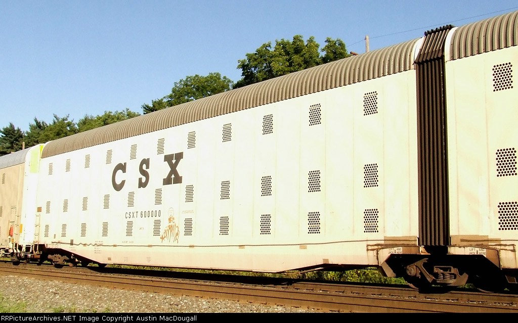 CSXT 600000