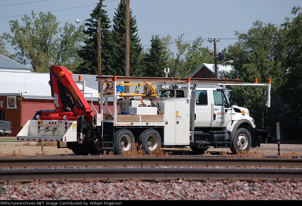 Burlington Northern Santa Fe Railway Hi-Rail Truck No. 22043